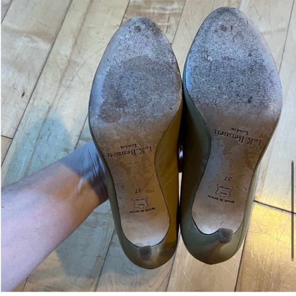 L.K. Bennett Nude Patent Leather Pump Heels size 37 - Picture 7 of 9